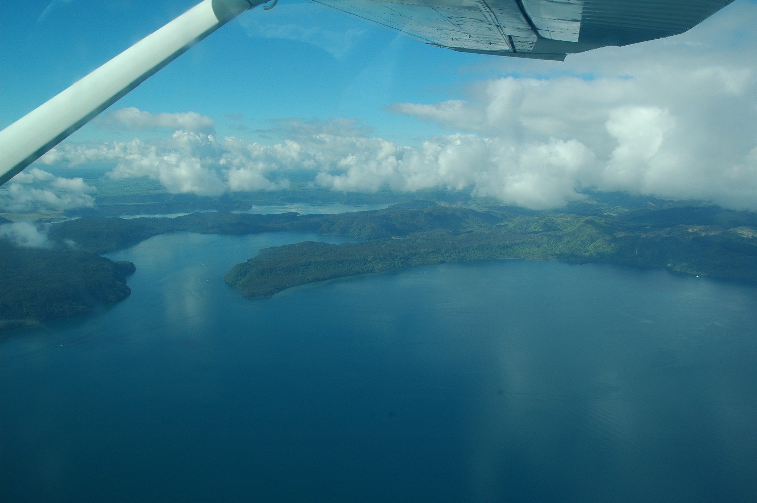 404   05 02   Rotorua uit de lucht